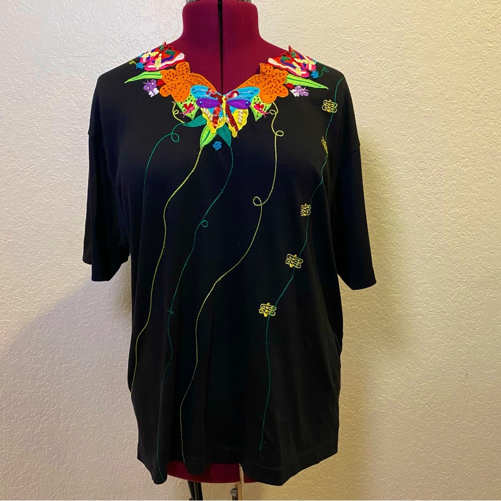 Victoria Harbour | Black Blouse with Stitched Butterflies on Collar L 🦋✨